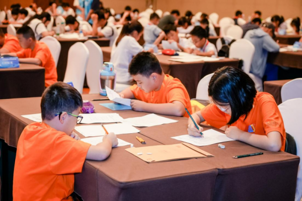 海通富配资 数独世青赛圆满收官，智慧薪火筑梦未来——中国数独代表队荣获团体和个人赛冠军