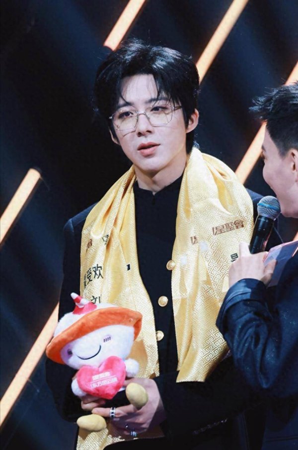 金控配资 刘宇宁当男一号的3个优势，一部剧竟能赚4个亿！